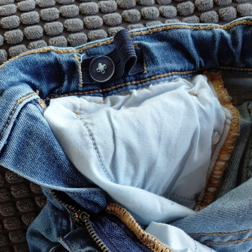Classic Indigo Blue Jean Shorts, Kids, Size 6, Adjustable Waist - Picture 3 of 4